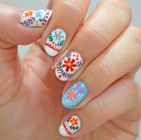 Nails Context: Mexican Prints
