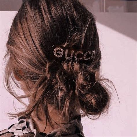 43 Lovely Barette Hairstyles To Make Yourself - Styleoholic