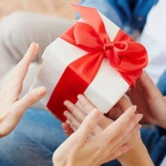 Что подарить девушке на 17 лет? Полезные и оригинальные подарки на день ...