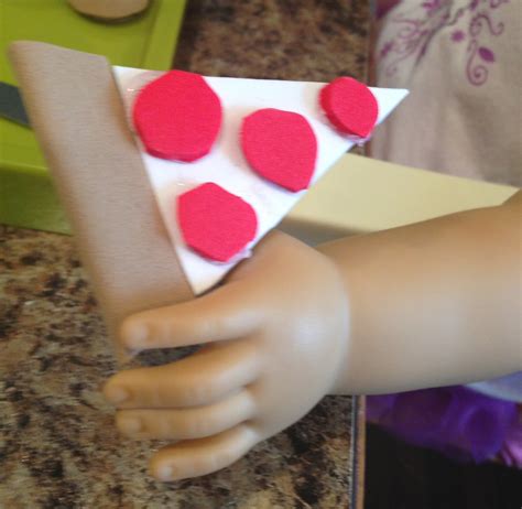 A DOLL PIZZA PARTY! | Faking It Mostly