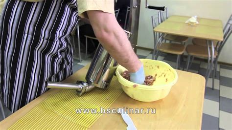 Сосиски домашние. Приготовление фарша на куттере - YouTube
