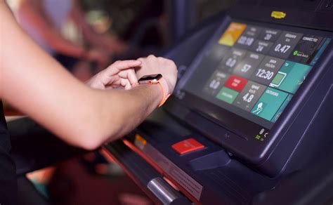 apple launches gymkit  fitnessfirst locally pickr