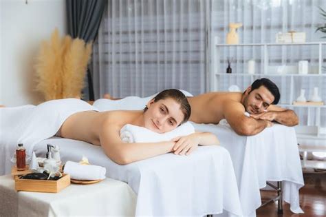 Couples Massage Spa Experiences for 2025 Wellness