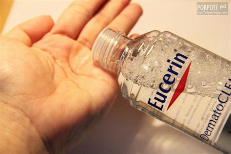 Porpoyz: Review: Eucerin DermatoCLEAN คลีนซิ่งสูตรน้ำแบบอ่อนโยน