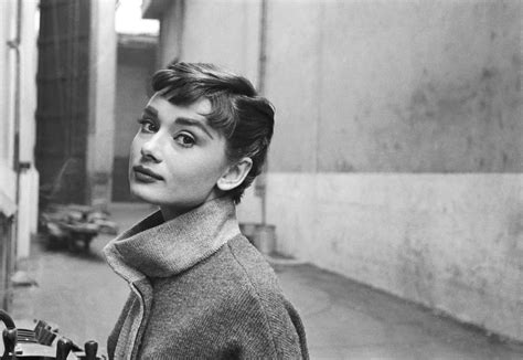 Audrey Hepburn Computer Wallpapers - Wallpaper Cave