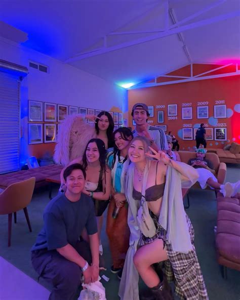 ashley alexander | the collabs go crazy (@beautifultwinsisters