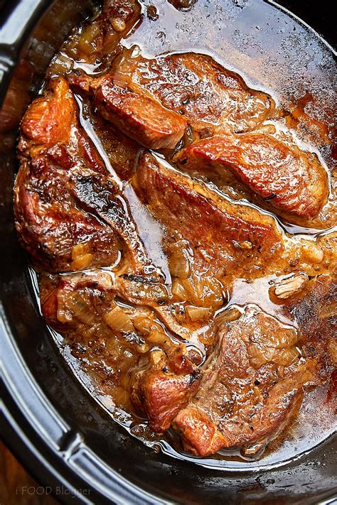 how to cook pork ribs in a crock pot
