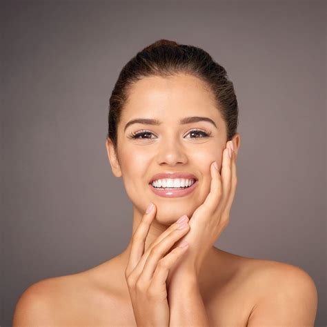 How much does teeth bleaching cost at the dentist?