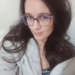 Júlia OnlyFans | @u183109058 review (Leaks, Videos, Nudes)