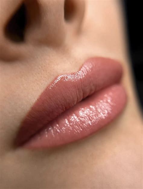 Does Lip Tattoo Plump Your Lips? Exploring the Beauty Trend - Native