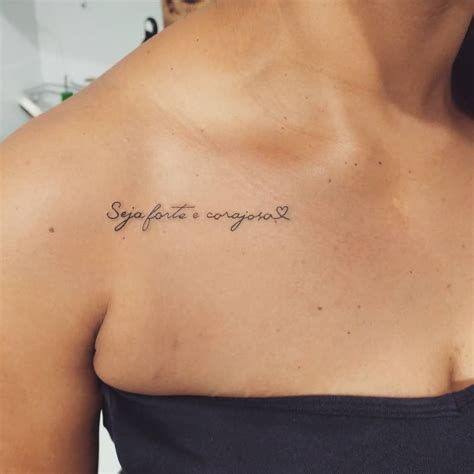 Tatuagem Seja Forte E Corajoso Significado - Seja forte e corajosa: 40 opções de tatuagem com a frase bíblica ...