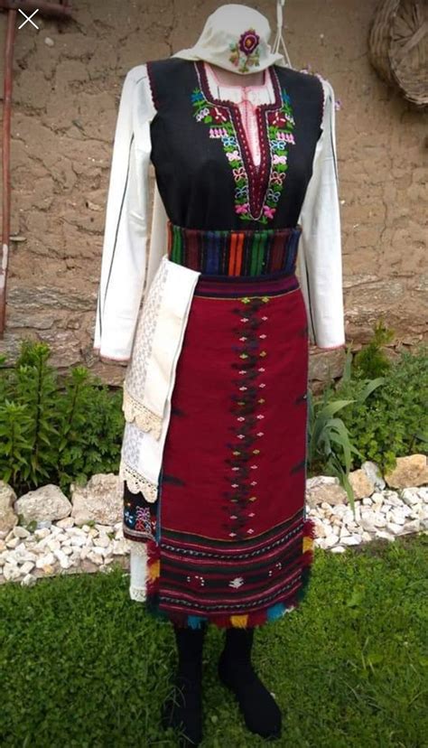 Pin by Svetlana Jeleva on Bulgarian traditional clothes | Traditional ...