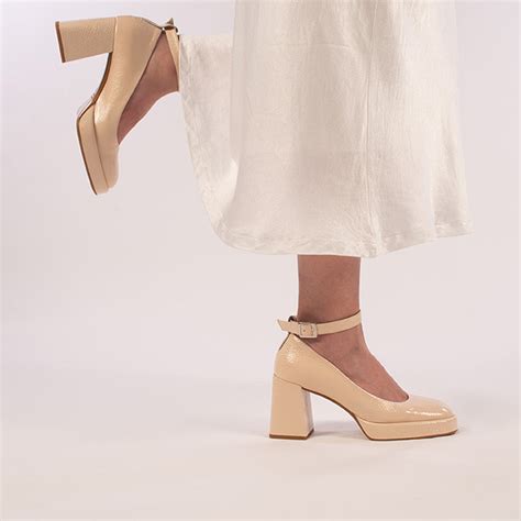 Melissa - Nude– Head Over Heels NZ