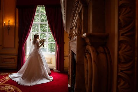 Doville Gailiuniene - UK Wedding Photographers