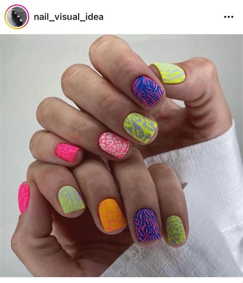 Pin by TheMichLifestyle on Nail Obsessed | Hippie nails, Oval nails ...