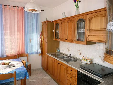 Дом (вилла), Дука дельи Абруцци, Сан-Ремо - ID 101-11274771 - Europe House