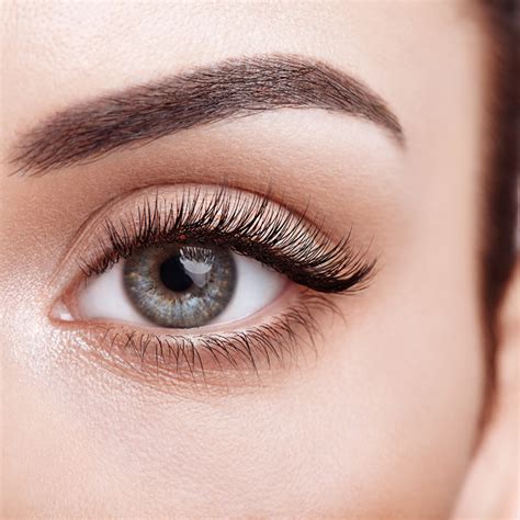 Foxy eyes: descubre el maquillaje de ojos efecto lifting