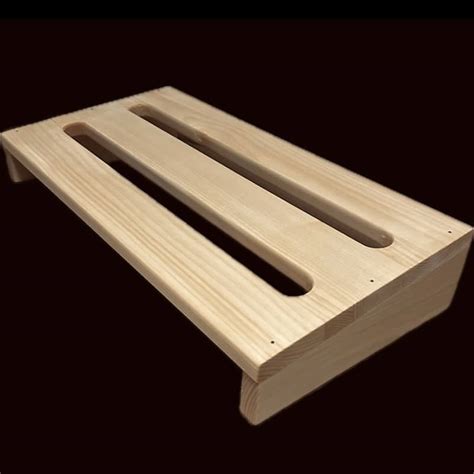 Medium Wood Pedalboard | Reverb