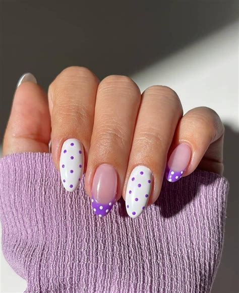 trendy polka dot nails ideas    spring