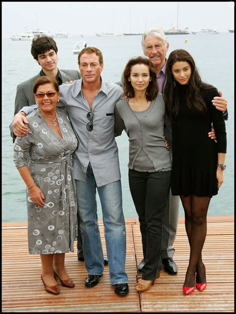 Photo : Jean-Claude Van Damme avec ses parents Eliane et Eugène, sa