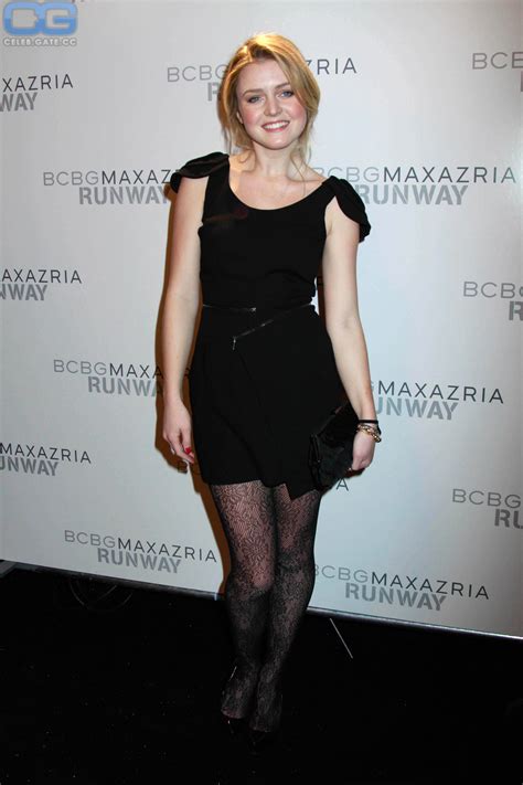 Lorraine Nicholson nude pictures, onlyfans leaks, playboy photos, sex