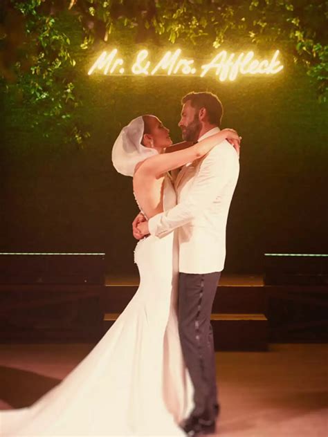 Así fue la boda de 'cuento de hadas" de Jennifer Lopez y Ben Affleck