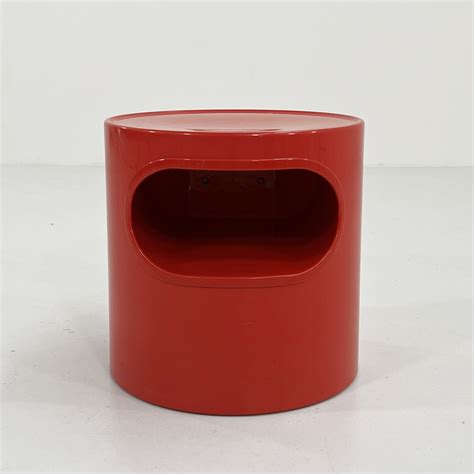 Red Giano-Giano-Vano side table by Emma Gismondi for Artemide, 1960s ...