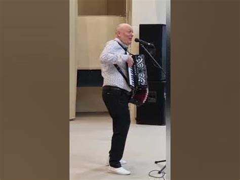 Я люблю твою улыбку - YouTube