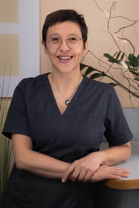Zahnmedizin und Oralchirurgie Dr. Stefanie Hilpert