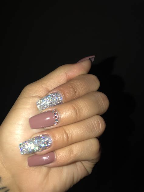 Glittery Fall Pedicure Designs