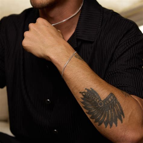 MANSSION: The Rise of Men's Jewelry in Hip Hop Culture: A Cultural Evo