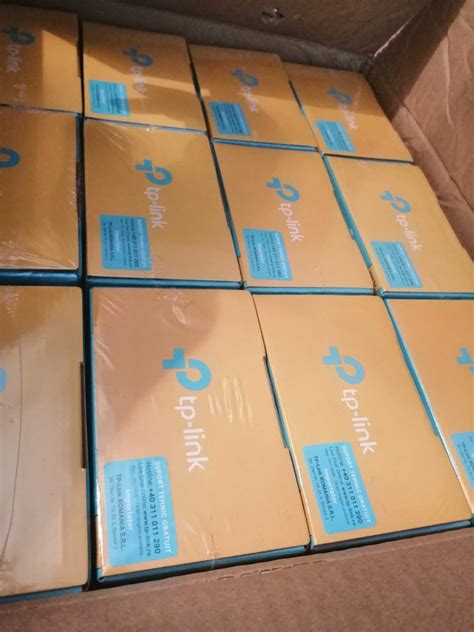 Суич Switch 8 портов ТП-Линк TP-Link LS1008 с адаптер КОЛИЧЕСТВА гр ...