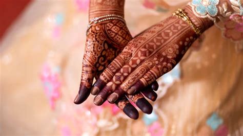 top mehndi cone  india  leading brands natural  wedding mehndi