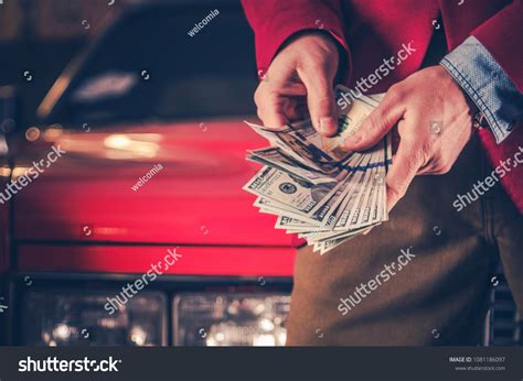 5 Sneaky Ways To Sell Your Car At The Bank Without Losing Your Shirt