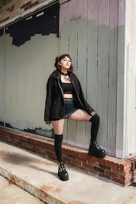 Over The Knee Spanking Photos, Download The BEST Free Over The Knee