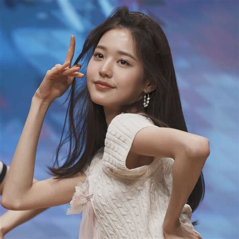 Apollo 🪐 (@PINKGRANDEBEER) / Twitter