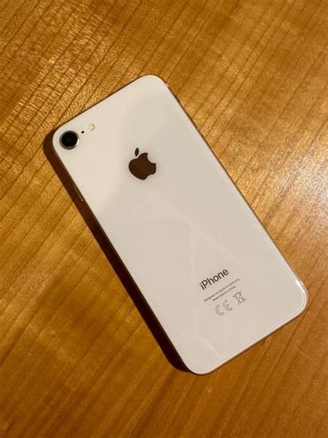 Apple iPhone 8- 64GB Gold