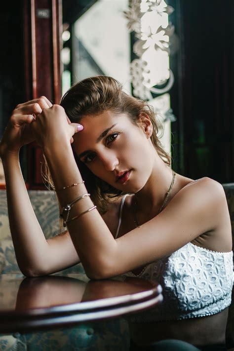 White Nude Women Photos, Download The BEST Free White Nude Women Stock