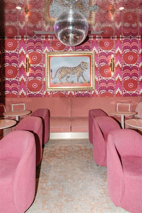 Tiger & Peacock - The Perfect Night out Spot in Memphis - Walking in