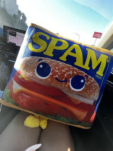 TW Pornstars - Chloe Surreal 🍤. Twitter. spam me. 12:57 AM - 14 Aug 2022