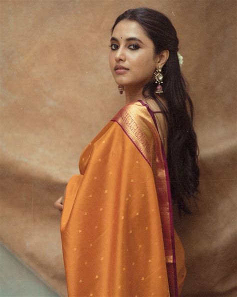traditional hairstyle indian saree hairstyle  saree  indian
