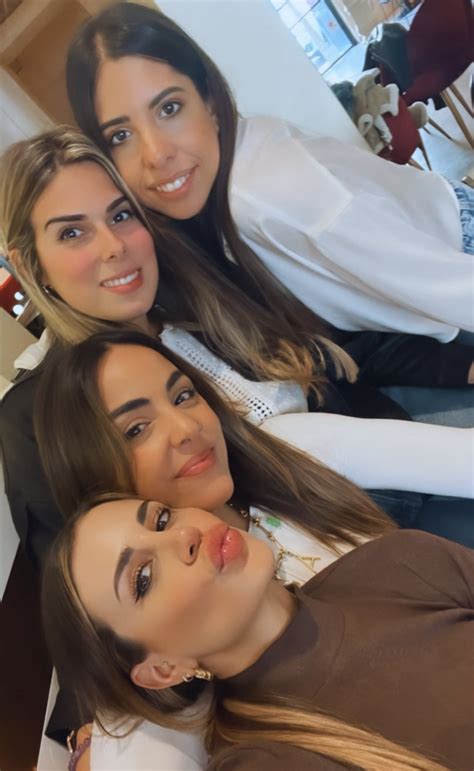 𝔸𝕝𝕓𝕚𝕥𝕒 (@AlbitAlaron) / Twitter