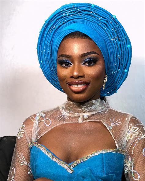 It's another weekend💃💃💃💃 - Makeup: @fae_faces - Send in your bookings 💙