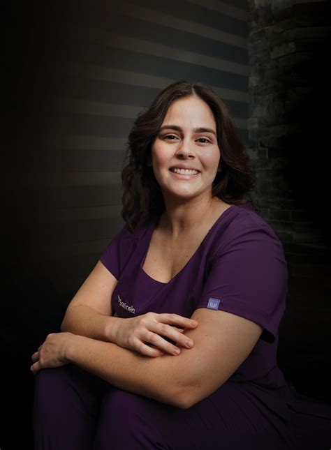 Dra. Andrea Ceballos