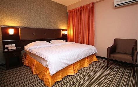 1 CITY HOTEL - Prices & Reviews (Kota Kinabalu, Sabah)