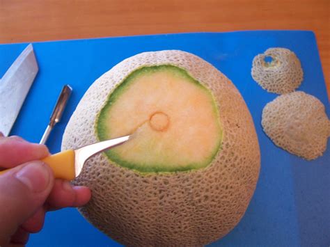 Simple Melon Carving : 12 Steps (with Pictures) - Instructables