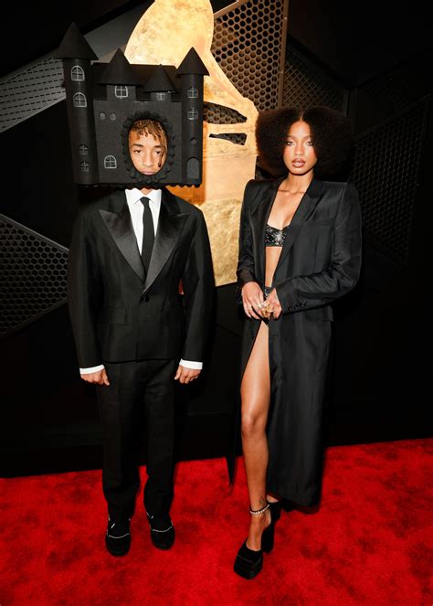 Re: 2025 Grammy Awards Fashion - Page 12 - Blogs & Forums