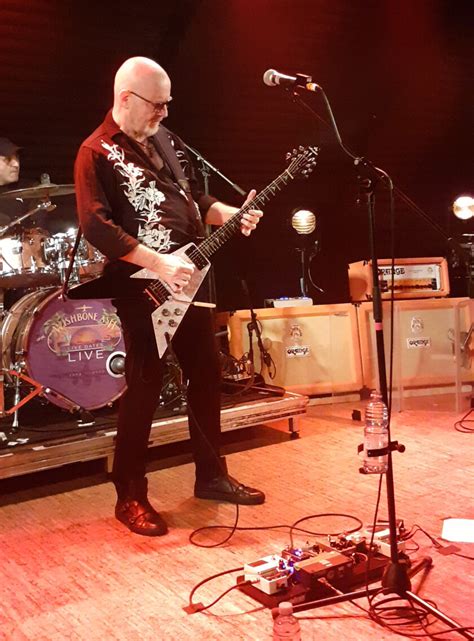 andy powell wishbone ash net worth