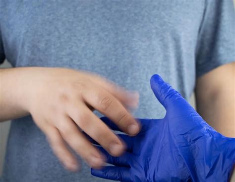 Tremores Nas Mãos O Que Pode Ser - Tremor nas mãos: o que pode ser? - Clínica Dr. Hong Jin Pai - Dor ...