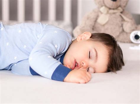 Режим и организация на съня на детето от 1 до 3 години - Копче за сън